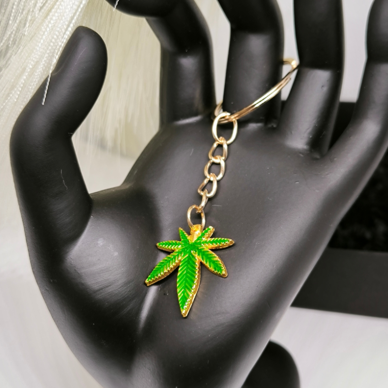 Atslēgu piekariņš "Zaļā kaņepe"