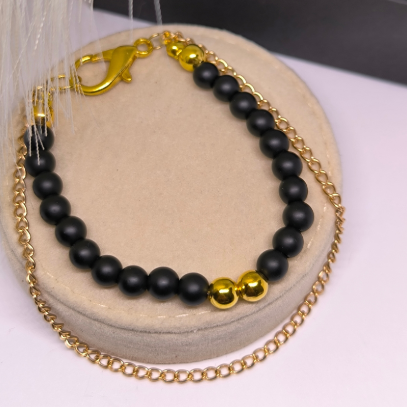 Rokassprādze „Oniksa elegance“