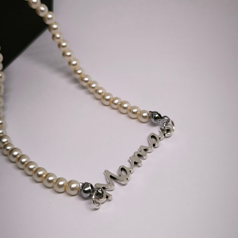 Kaklarota "Mīlestība mammai"