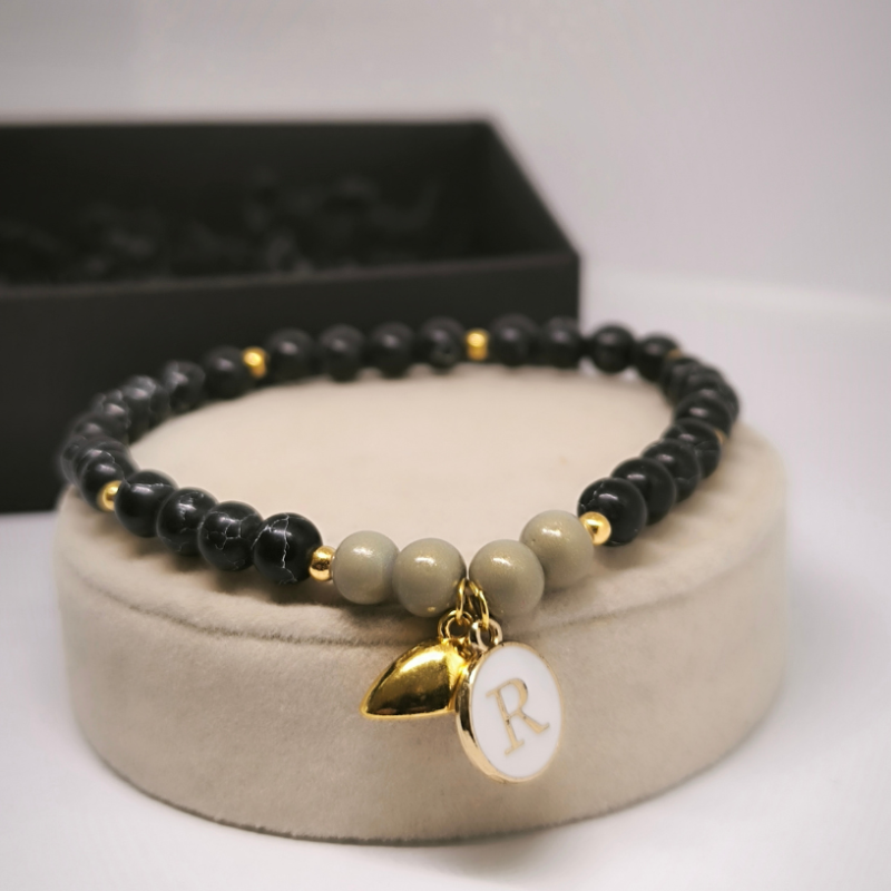 Magnētiskā rokassprādze „Burts tavā sirdī“