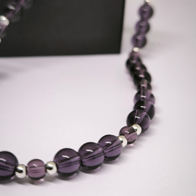 Sieviešu kaklarota „Purpura Dega“