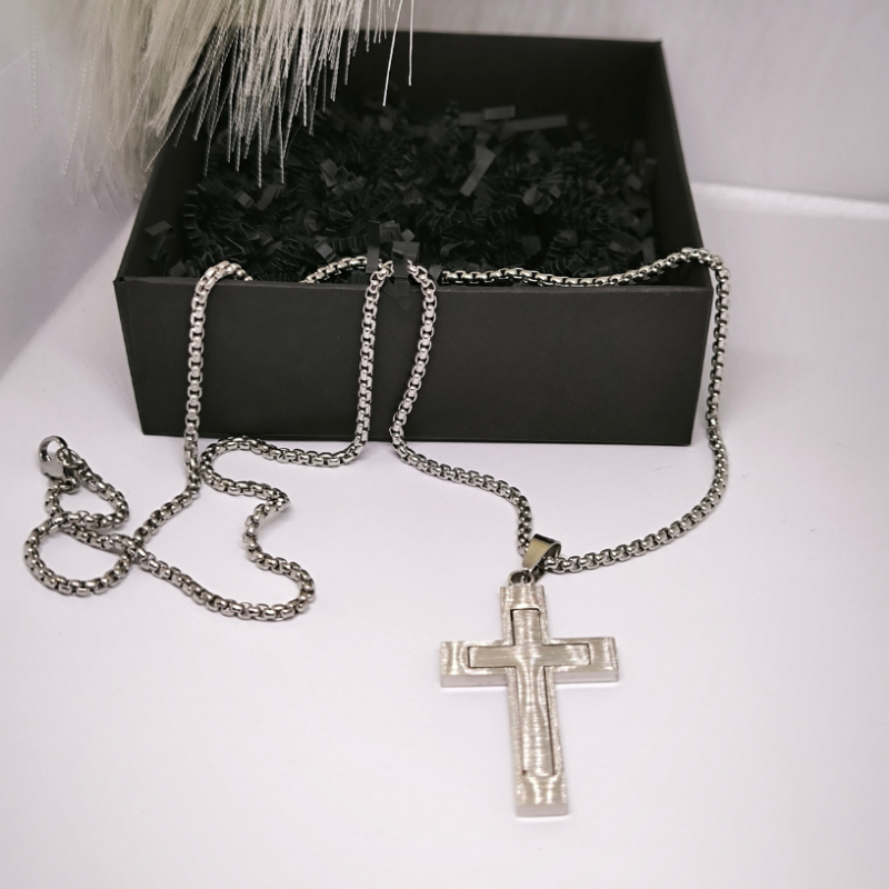 Klasisks vīriešu krustiņš no nerūsējošā tērauda