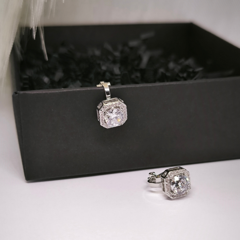 Auskari-klipši „Karaliskā gaisma“