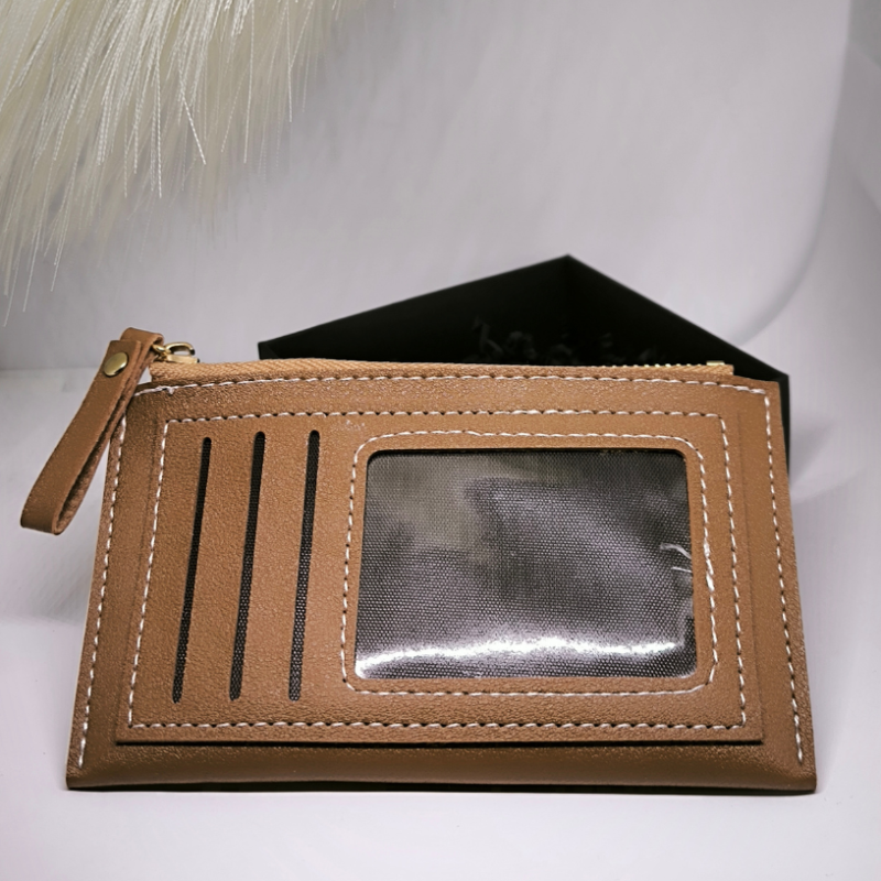 Klasiska karšu turētāja sievietēm