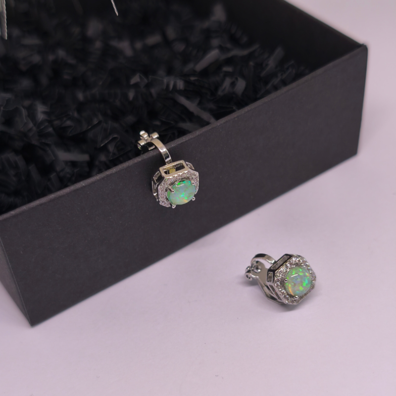 Auskari-klipši "Zaļais noslēpums"