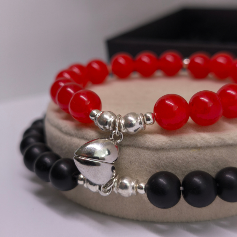 Rokassprādžu komplekts pārim „Mīlestības pievilkšanās“