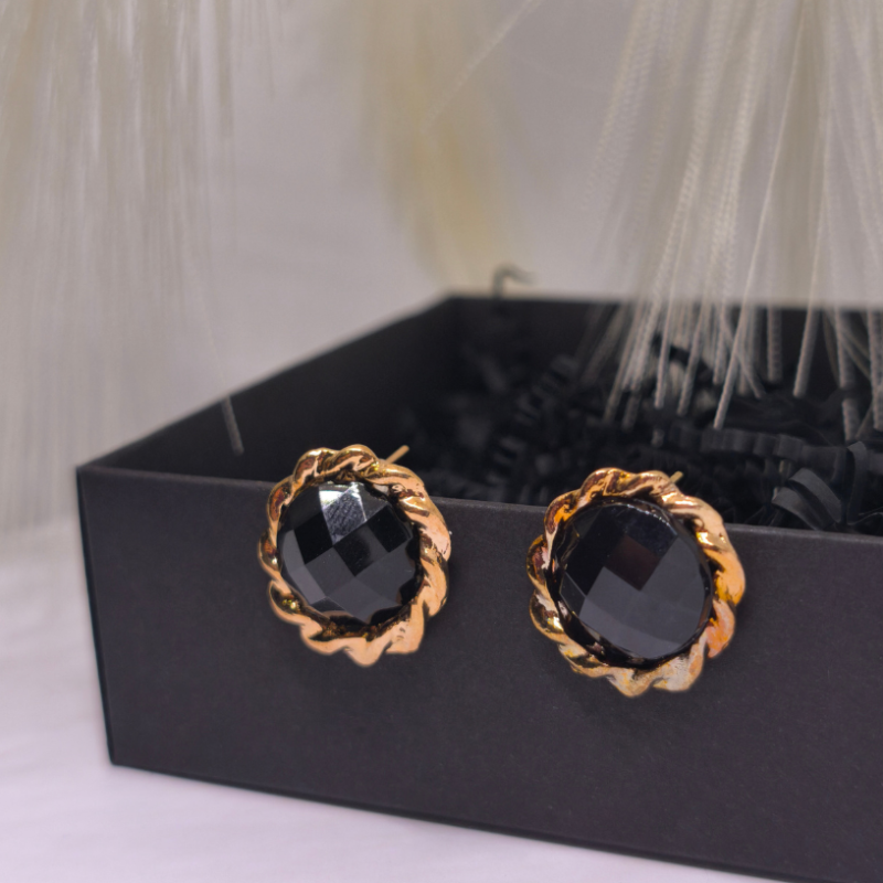 Auskari „Melnais samts“