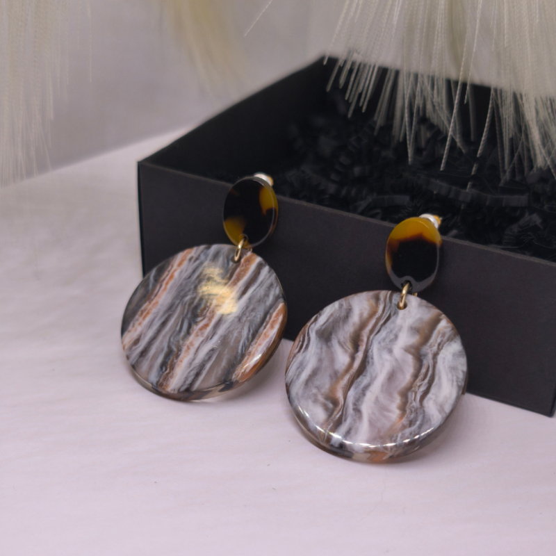 Auskari „Marmora noslēpums“