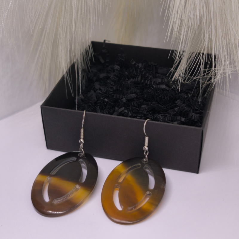 Auskari „Tigra skatiens“