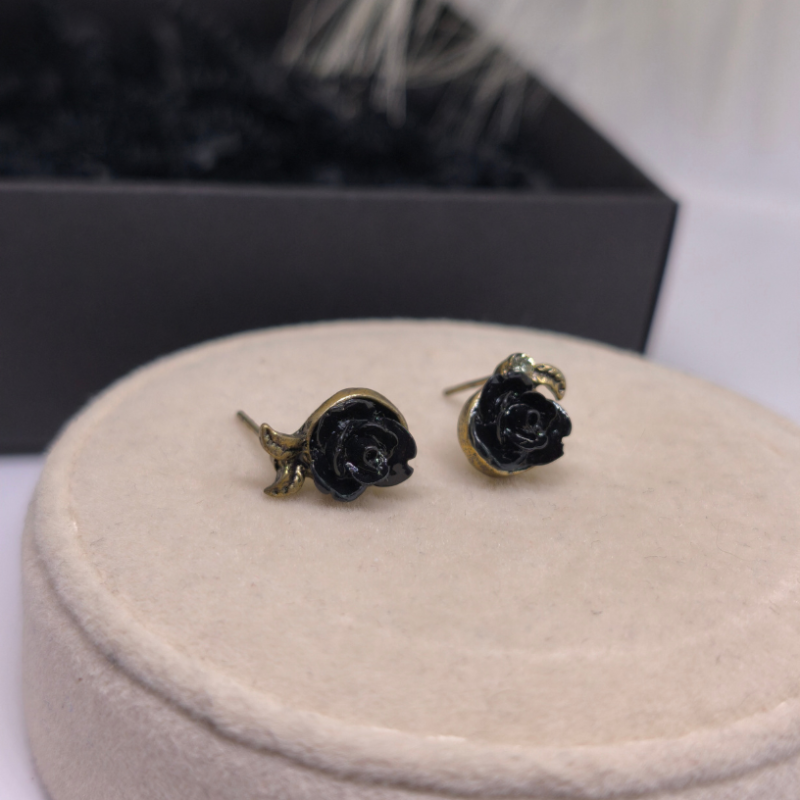 Auskari "Melnā roze"