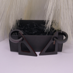 Taizemiešu auskari „Trijstūra noslēpums“