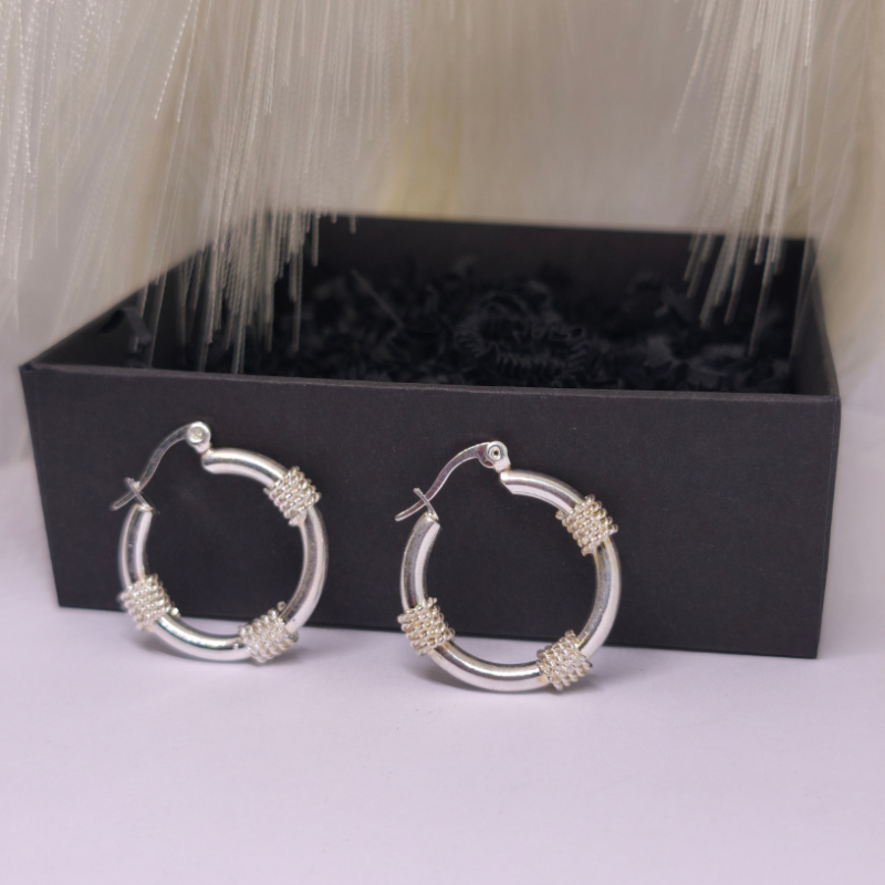 Auskari „Klasiskais šarms“