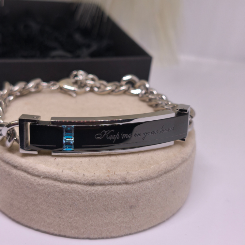 Rokassprādze „Keep Me in Your Heart“