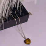 Kaklarota „Tīģera acs sirds“