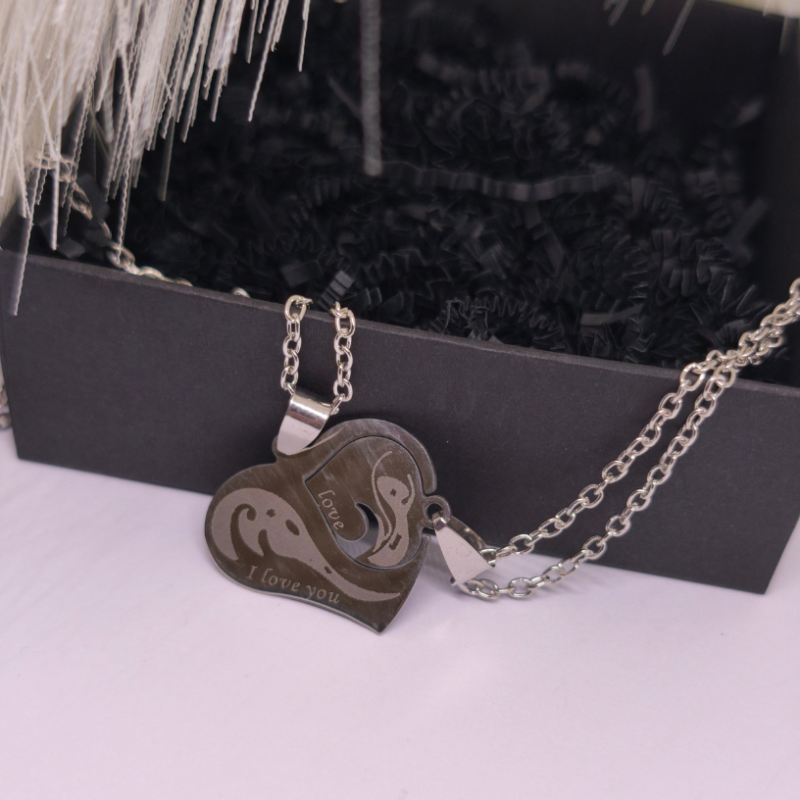 Pāra kaklarotas "Mīlestības saite"