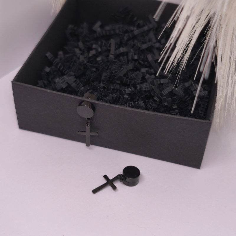 Magnētiskās auskari "Tumsas zīme"