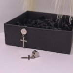 Magnētiskās auskari „Sudraba zīme“