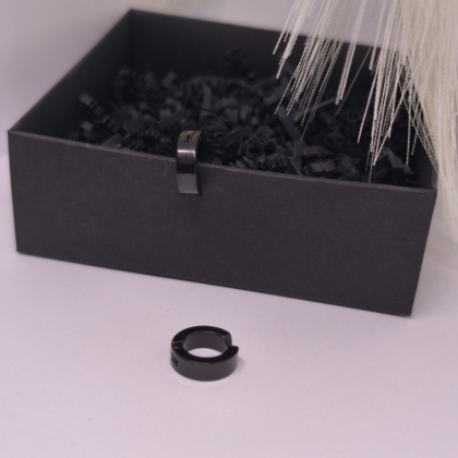 Klipsi „Tumsas aplis“