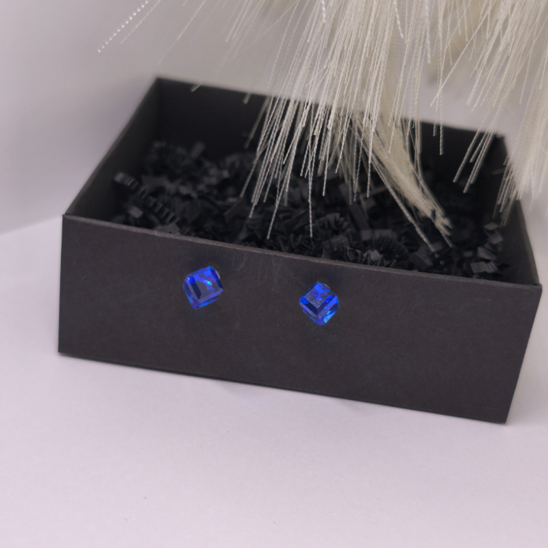 Magnētiskās auskari „Karaliskais safīrs“