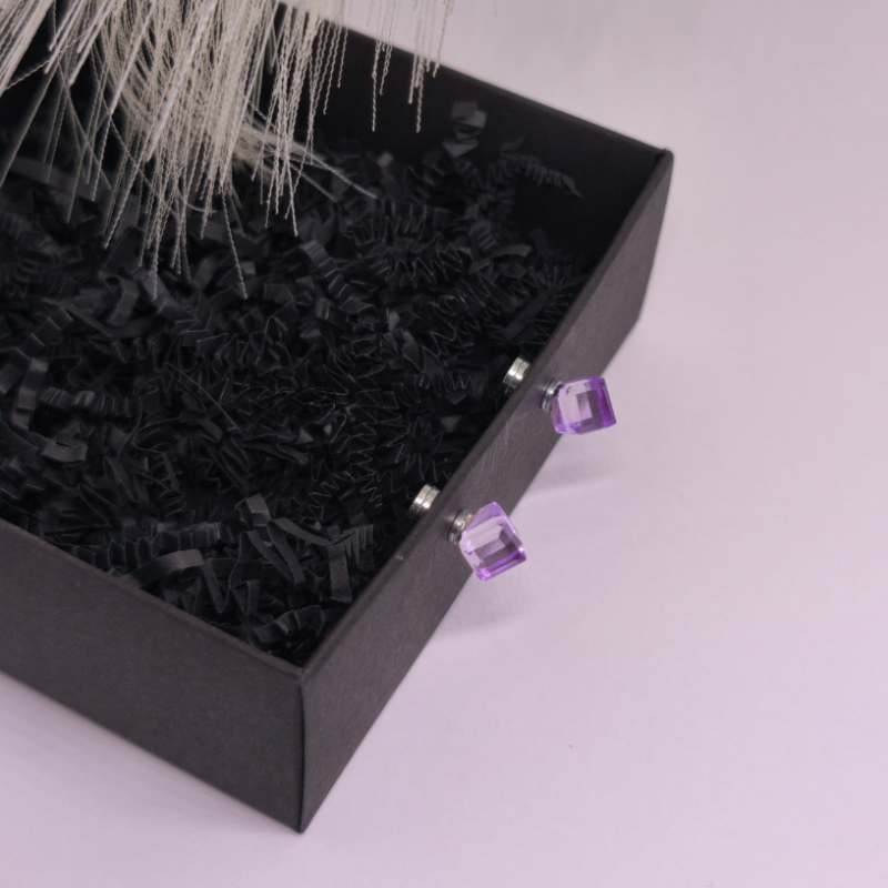 Magnētiskās auskari „Sapņu kubi“