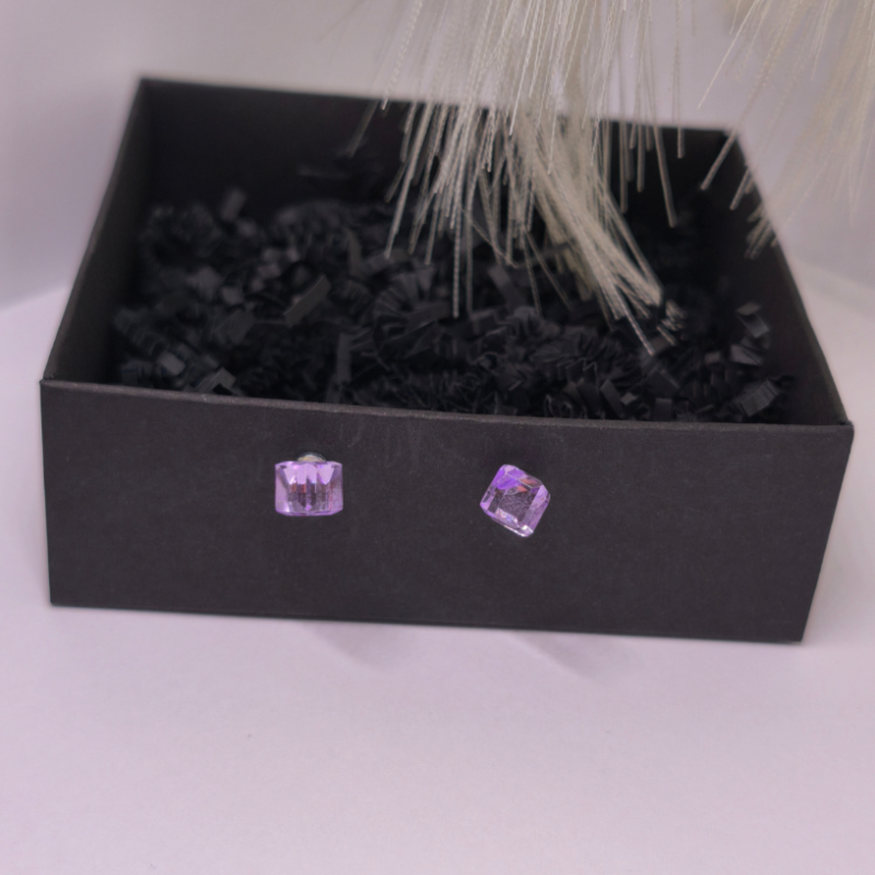 Magnētiskās auskari „Sapņu kubi“