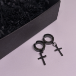 Klipsi „Melnā klasika“