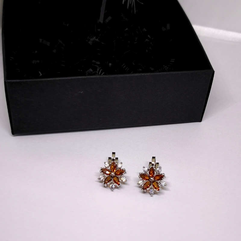 Auskari - klipši „Uguns ziedlapiņas“