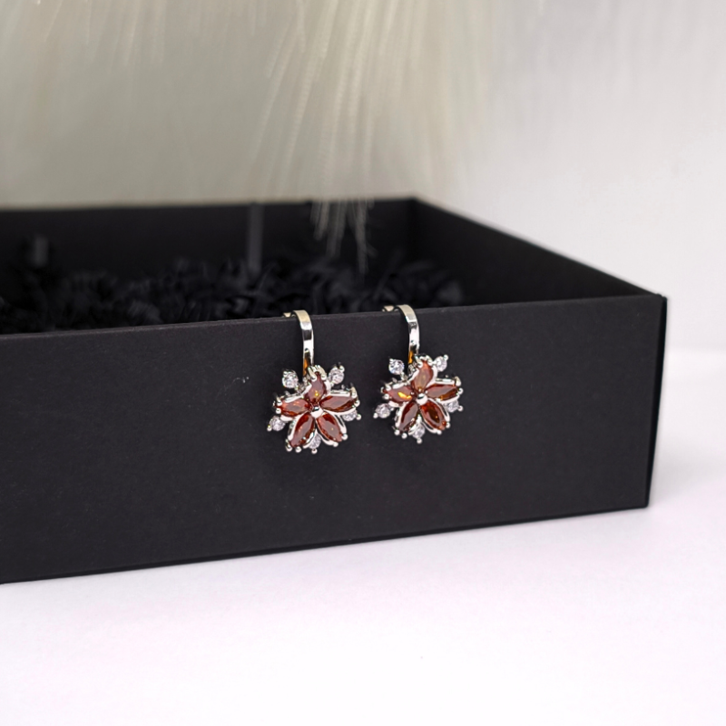 Auskari - klipši „Uguns ziedlapiņas“