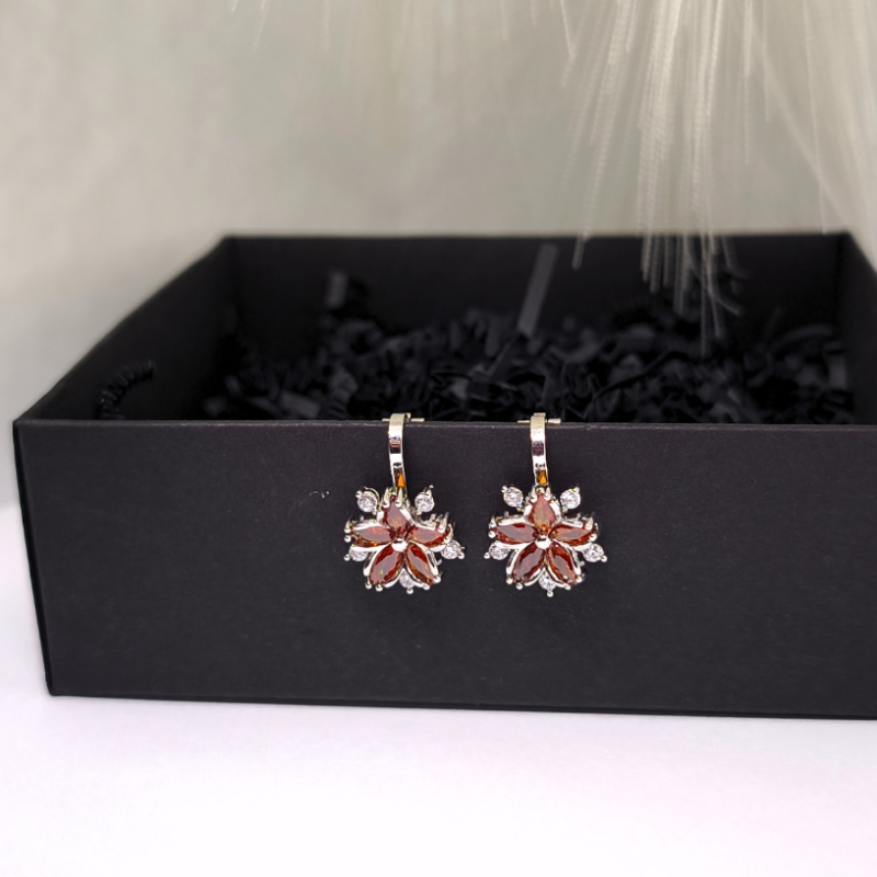 Auskari - klipši „Uguns ziedlapiņas“