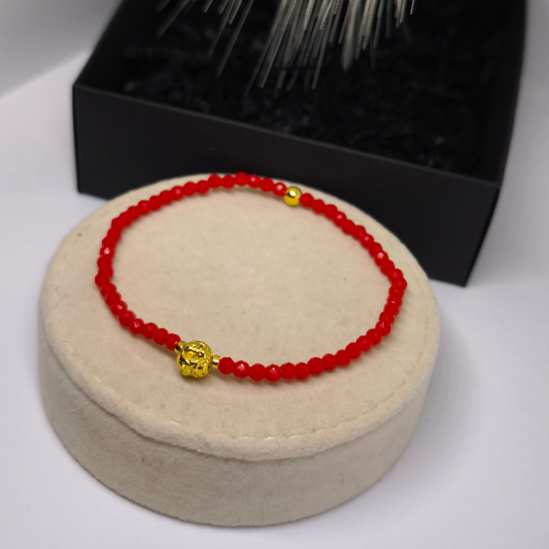 Roku darbs aizsardzības un veiksmes rokassprādze