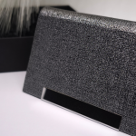 Mūsdienīgs karšu turētājs ar magnētisko aizdari