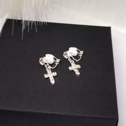 Stilīgi klipši "Krustiņa akcents"