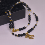 Rokām darināts kaklarota "Zelta lācītis"