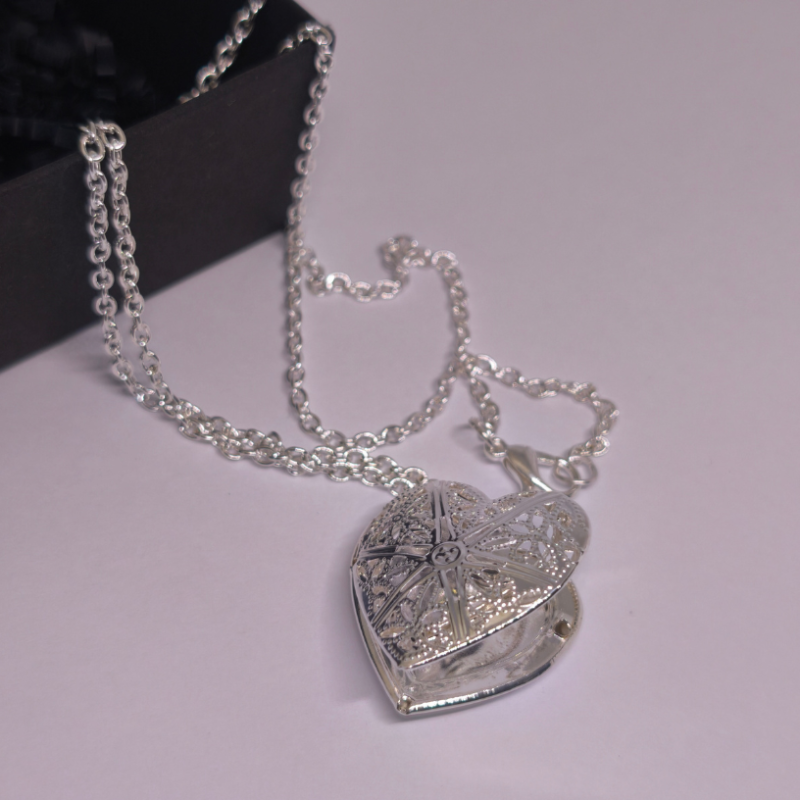 Medaljons "Sudraba sirds"