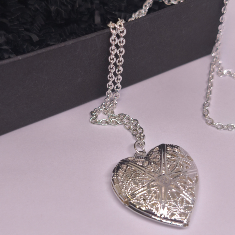 Medaljons "Sudraba sirds"