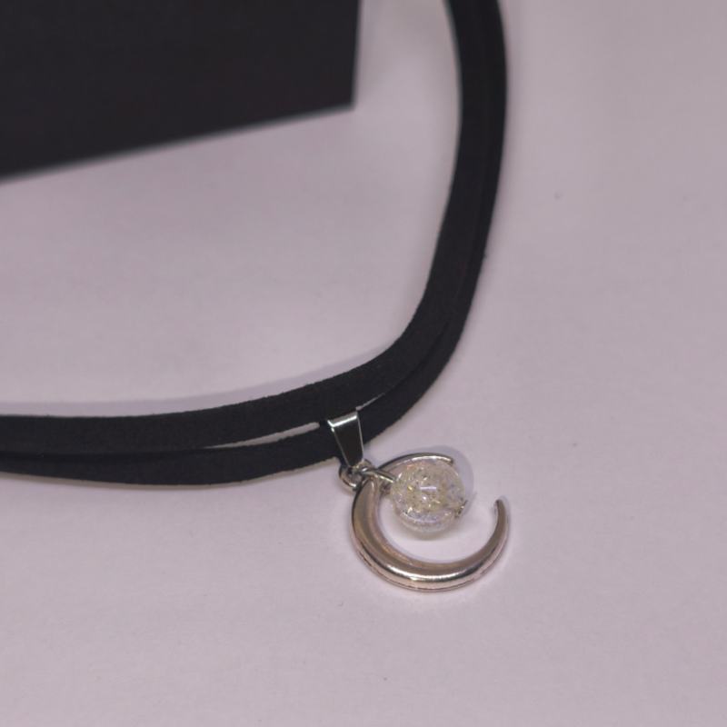 Čokers „Nakts gaisma“