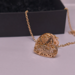 Medaljons „Zelta sirds“