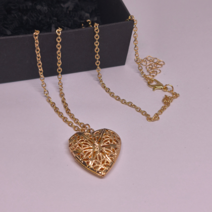 Medaljons „Zelta sirds“