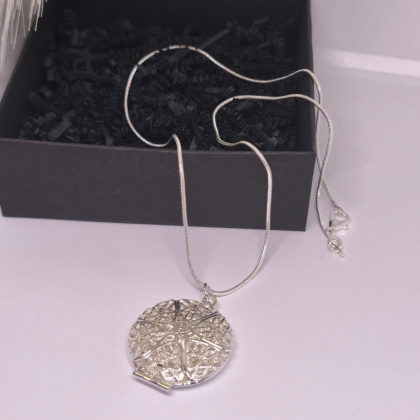 Medaljons „Laika rats“