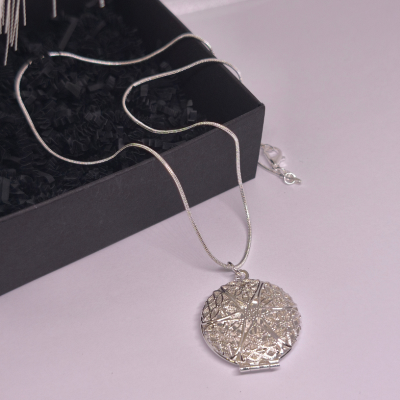 Medaljons „Laika rats“