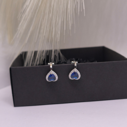 Auskari – klipši „Safīra sirds“