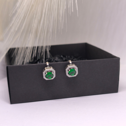 Auskari – klipši „Karaliskā aura“