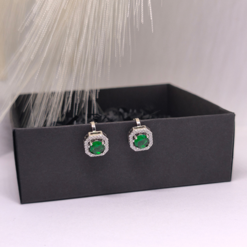 Auskari – klipši „Karaliskā aura“