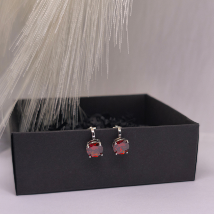 Auskari – klipši „Rubīna mirdzums“