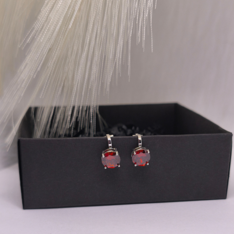 Auskari – klipši „Rubīna mirdzums“